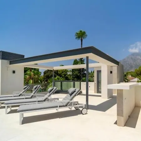 빌라 Ultra Luxury 5 Bedroom Retreat With Rooftop Solarium *