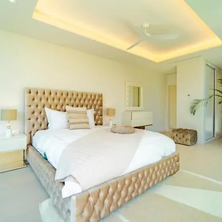 Ultra Luxury 5 Bedroom Retreat With Rooftop Solarium * 마르베야