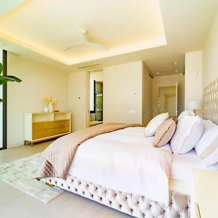 빌라 Ultra Luxury 5 Bedroom Retreat With Rooftop Solarium 마르베야