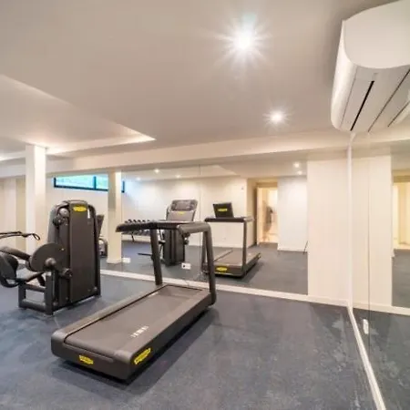 Ultra Luxury 5 Bedroom Retreat With Rooftop Solarium 마르베야