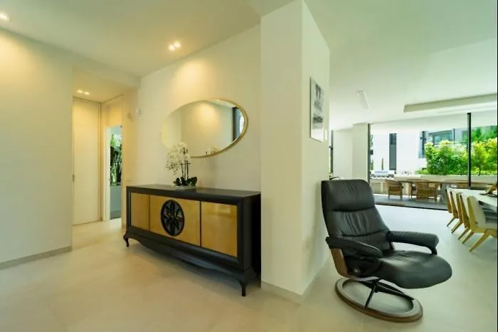 Ultra Luxury 5 Bedroom Retreat With Rooftop Solarium فيلة