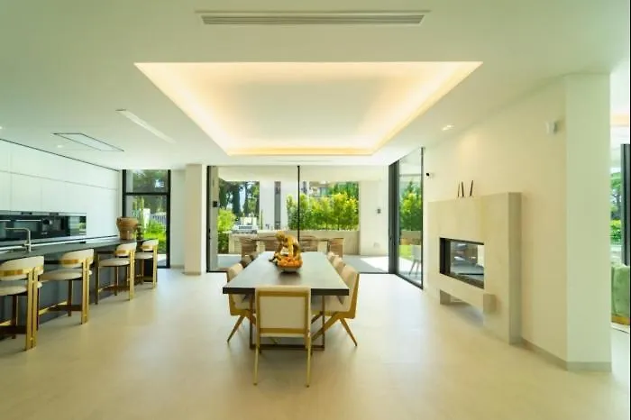 فيلة Ultra Luxury 5 Bedroom Retreat With Rooftop Solarium ماربيا