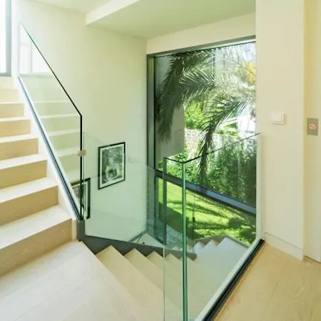 Ultra Luxury 5 Bedroom Retreat With Rooftop Solarium Villa Marbella
