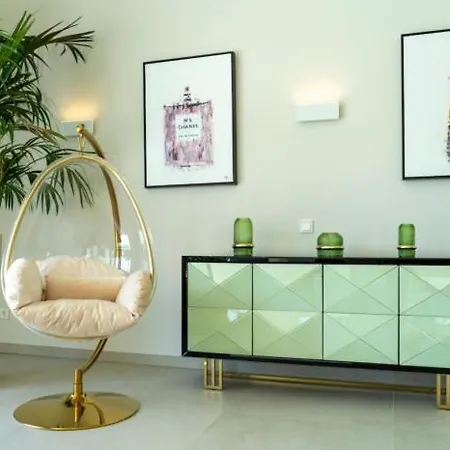 Ultra Luxury 5 Bedroom Retreat With Rooftop Solarium * Marbella
